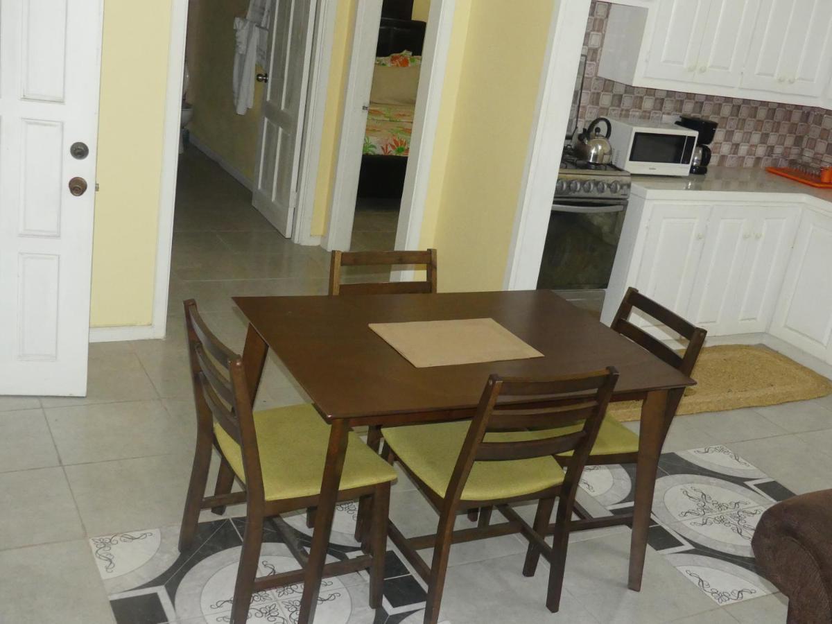 Southern Haven Guesthouse Laborie Esterno foto
