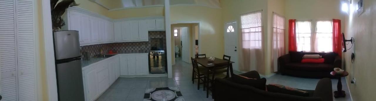 Southern Haven Guesthouse Laborie Esterno foto