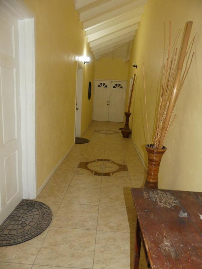 Southern Haven Guesthouse Laborie Esterno foto