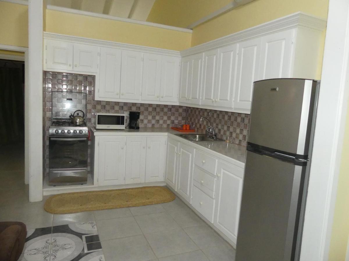 Southern Haven Guesthouse Laborie Esterno foto